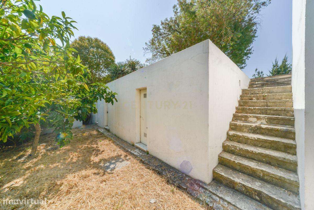 Quinta/Moradia na Póvoa de Santa Iria em Lote 2300m2-7