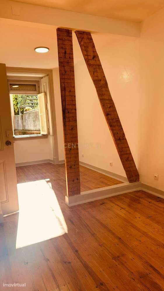 Apartamento T2+1 Renovado em São Vicente, Lisboa - Grande imagem: 3/21