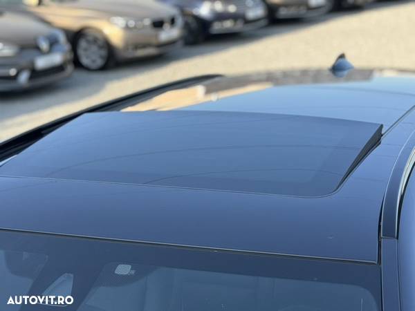 BMW Seria 5 525d Touring Sport-Aut. Luxury Line - 34