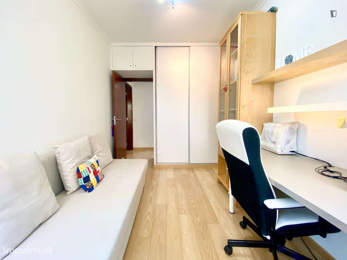 Apartamento com 2 quartos - localizado em Olaias Lisbon - Grande imagem: 2/10