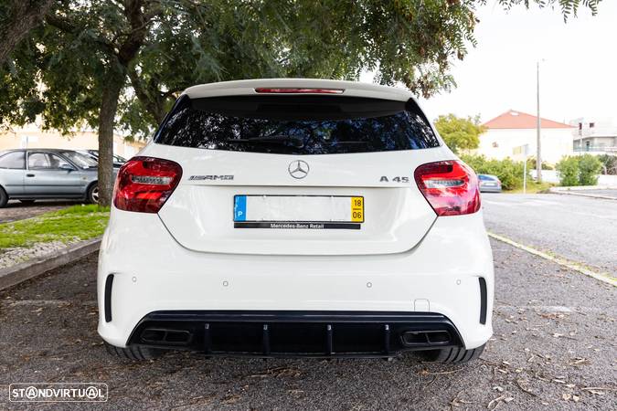 Mercedes-Benz A 45 AMG 4-Matic - 2