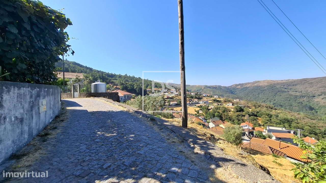 Casa com terreno e vistas de serra – Póvoa, Ansiães - Amarante-12