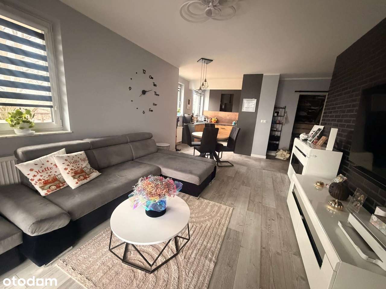 Mieszkanie 3-pokojowe 70.4m z windą w centrum - Pełny obrazek: 2/15