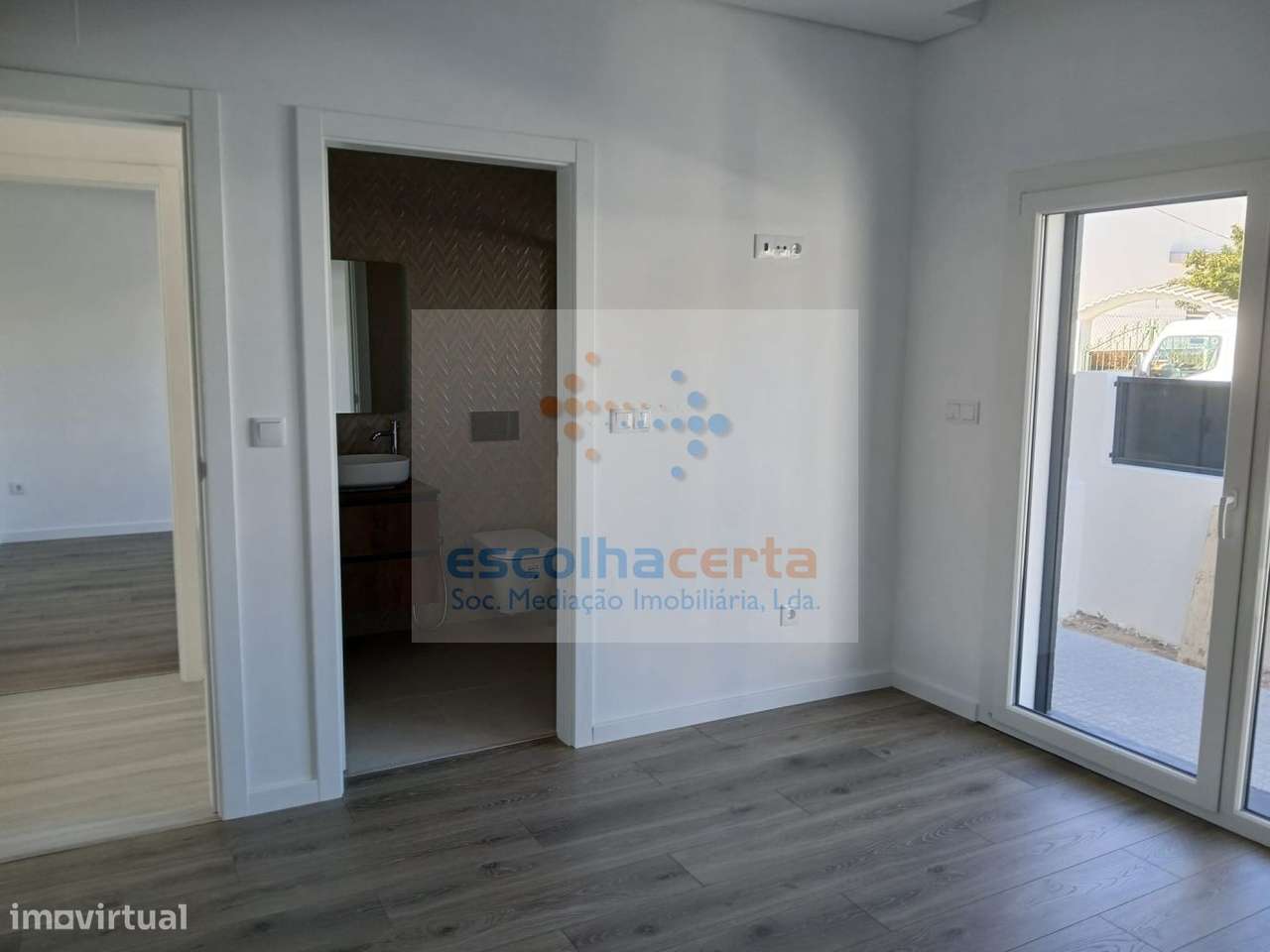 MORADIA TÉRREA T4 ISOLADA EM CONSTRUÇÃO - FERNÃO FERRO-30