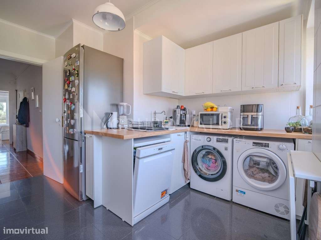 T2 Totalmente Remodelado em Tercena - Pronto a Habitar!-3