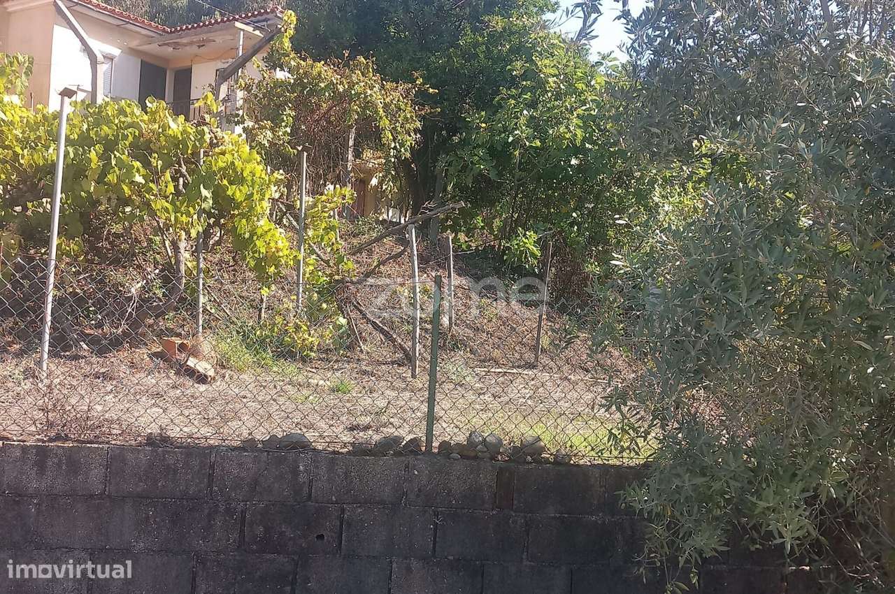 Moradia para remodelar arredores de Luso - Grande imagem: 4/12