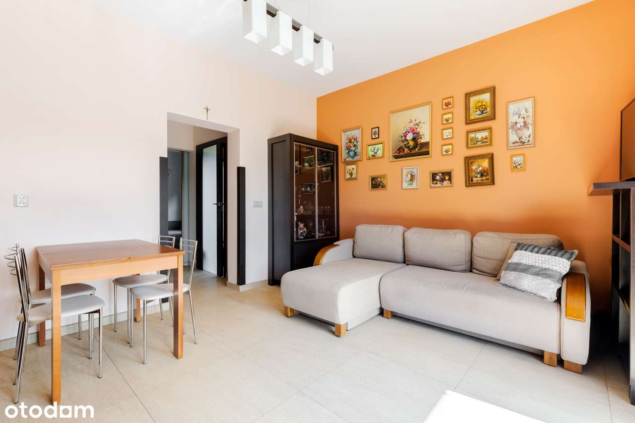 Wolnostojący dom z użytkowym poddaszem i ogrodem-6