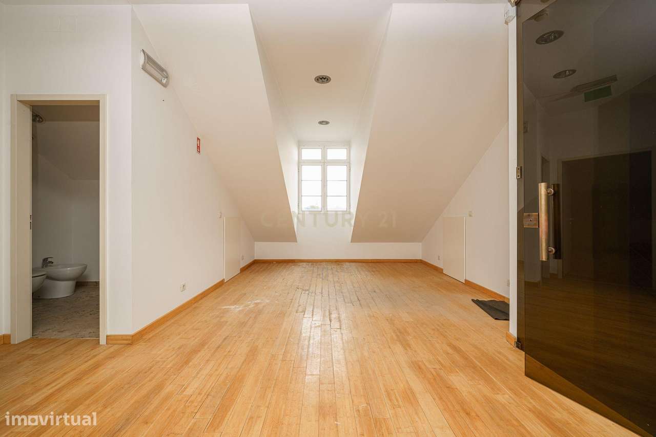 Palacete Chatillon – Um Ícone no Coração de Setúbal-41