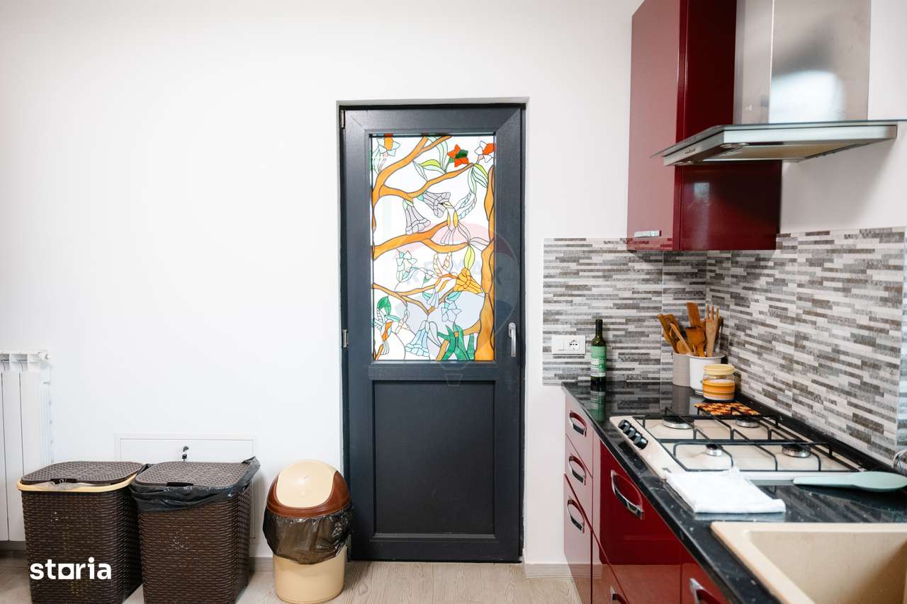 Casă / Vilă cu 5 camere de vânzare-3