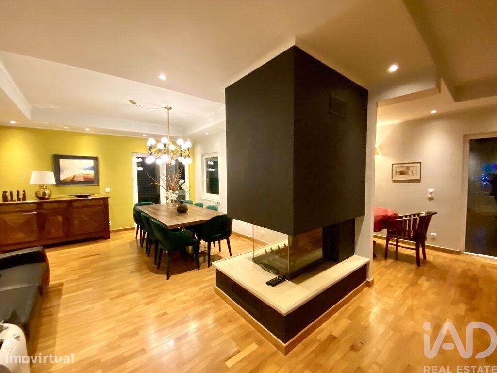 Casa / Villa T5 em Corroios de 300 m2 - Grande imagem: 4/15