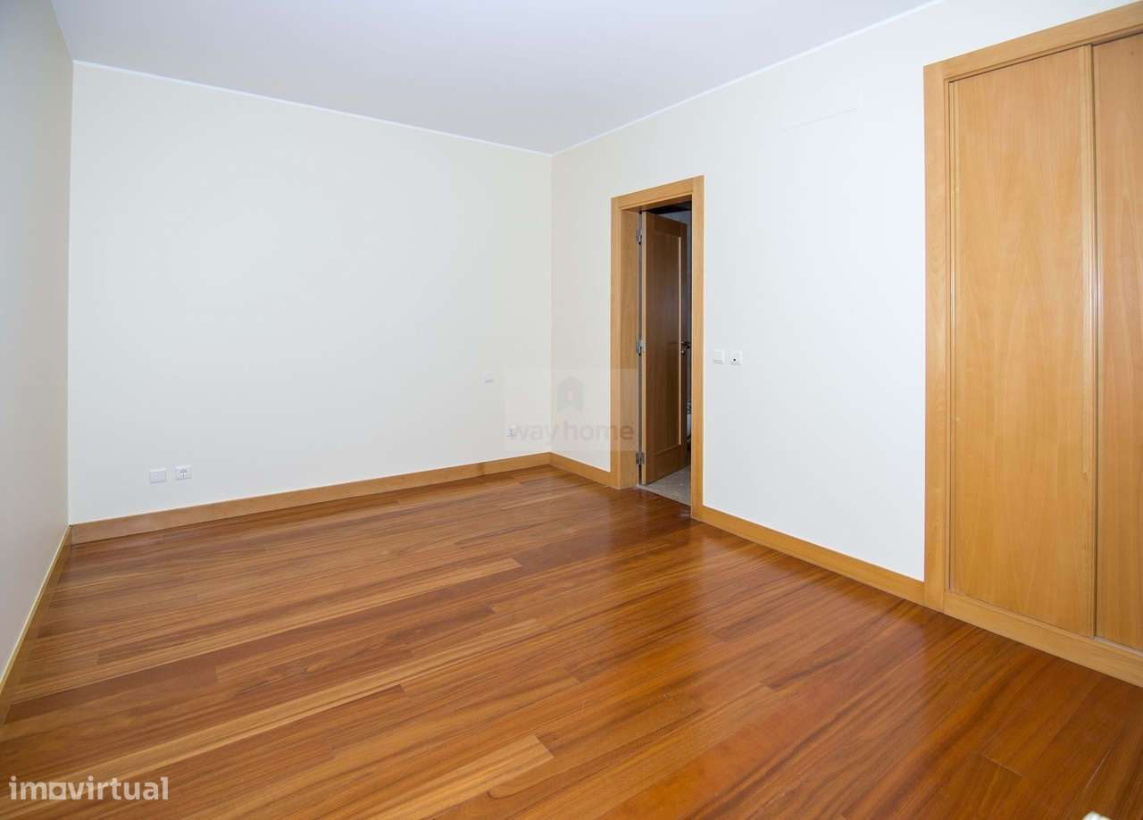 Apartamento T3 | Condomínio Privado Páteo Sá Miranda | Alto de Sto. Am-22