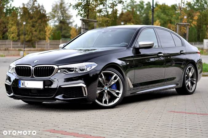 BMW Seria 5 M550i xDrive sport - 4