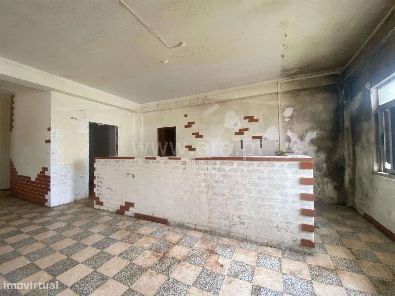 Loja / Fundão, Aldeia Nova - Grande imagem: 4/9