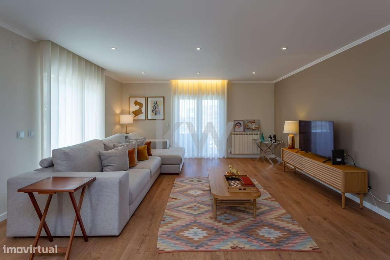 Apartamento T3 Duplex em Condomínio Privado para Venda - Grande imagem: 3/33