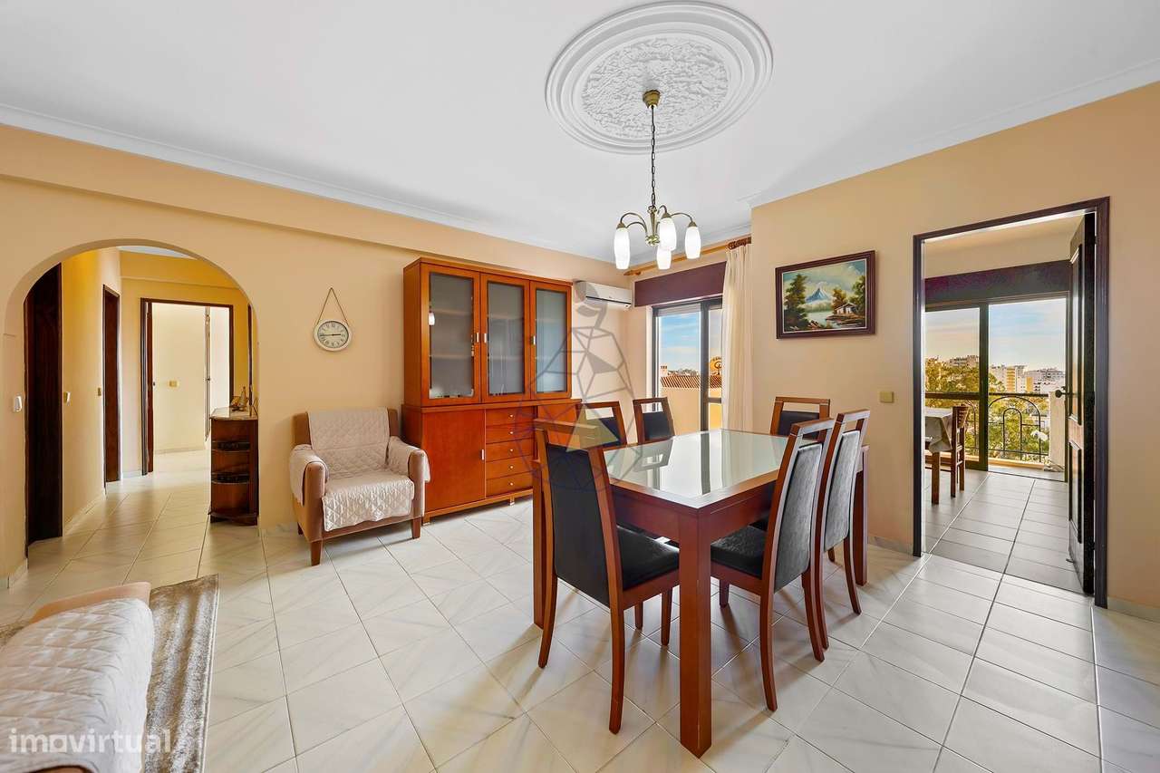 Apartamento T2 virado a Sul , com Garagem na Vila Rosa - Portimão-9