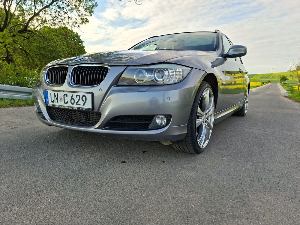 BMW 3 Series E90/E91/E92/E93 320d DPF Edition Sport 2012