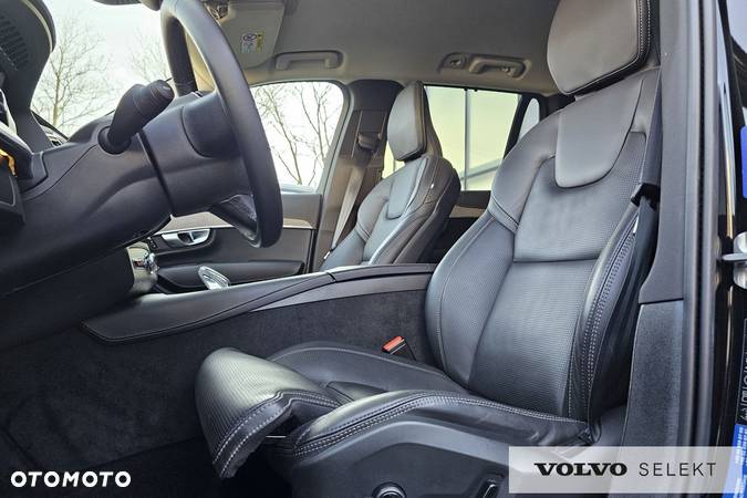 Volvo XC 90 - 14