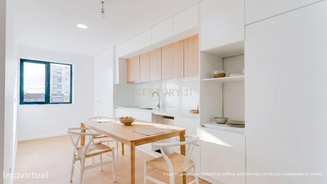 Apartamento T3 em Arrifana-3