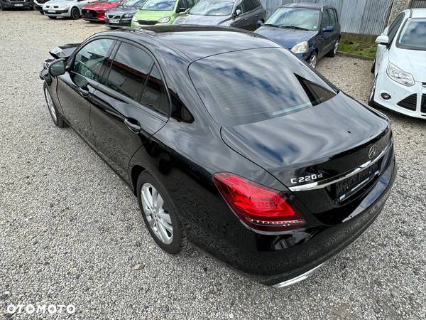 Mercedes-Benz Klasa C 220 d 9G-TRONIC - 11