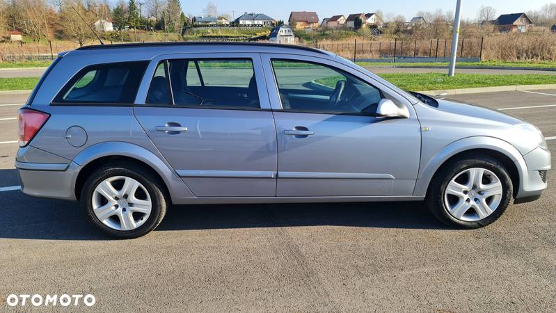 Opel Astra 1.6 Caravan Edition - 13