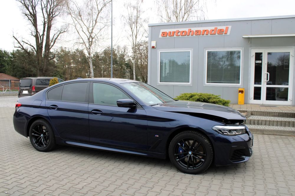 BMW 5 Series G30/G31 540i xDrive mHEV M Sport sport 2021