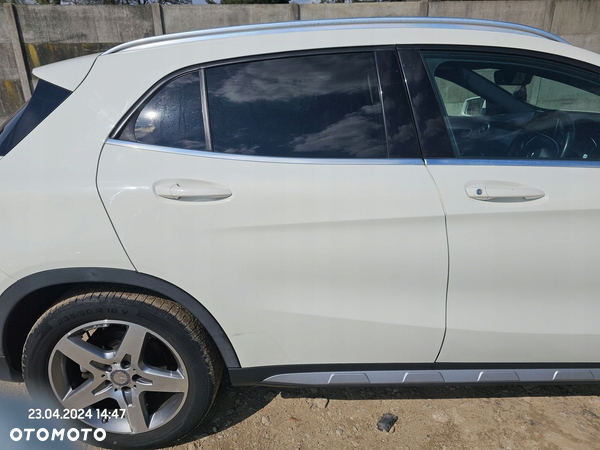 Mercedes GLA X156 W156 drzwi prawe tylne tył 650 - 1