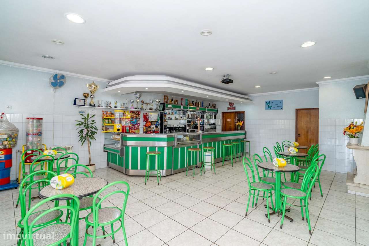 Café e apartamento em Portela de Almagreira-7