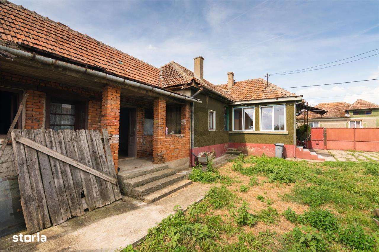 RECO Casa de vanzare Girisu De Cris - Imagine principală: 5/20