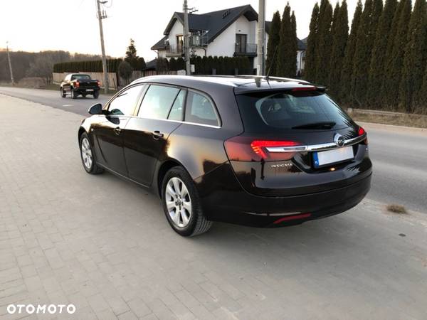 Opel Insignia CT 2.0 CDTI - 13