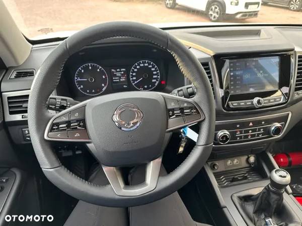 SsangYong Musso Grand 2.2 e-XDi Crystal 4WD - 5