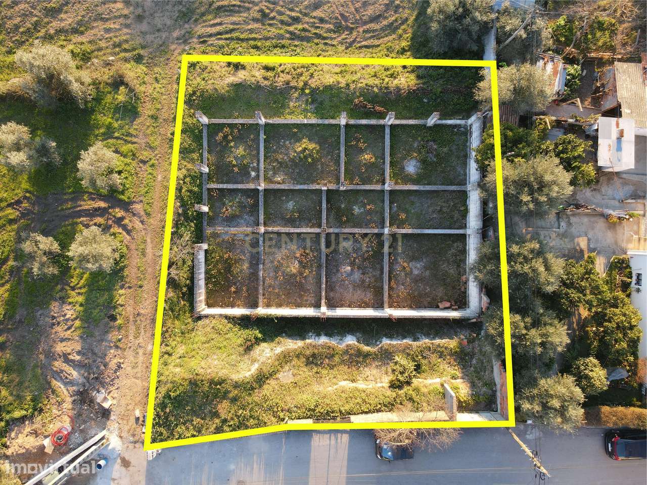 Lote de terreno  junto da futura estação de metro bus, com viabilidade - Grande imagem: 3/4