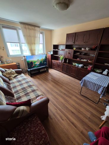 Apartament 3 camere de vanzare Titan / Ozana-1
