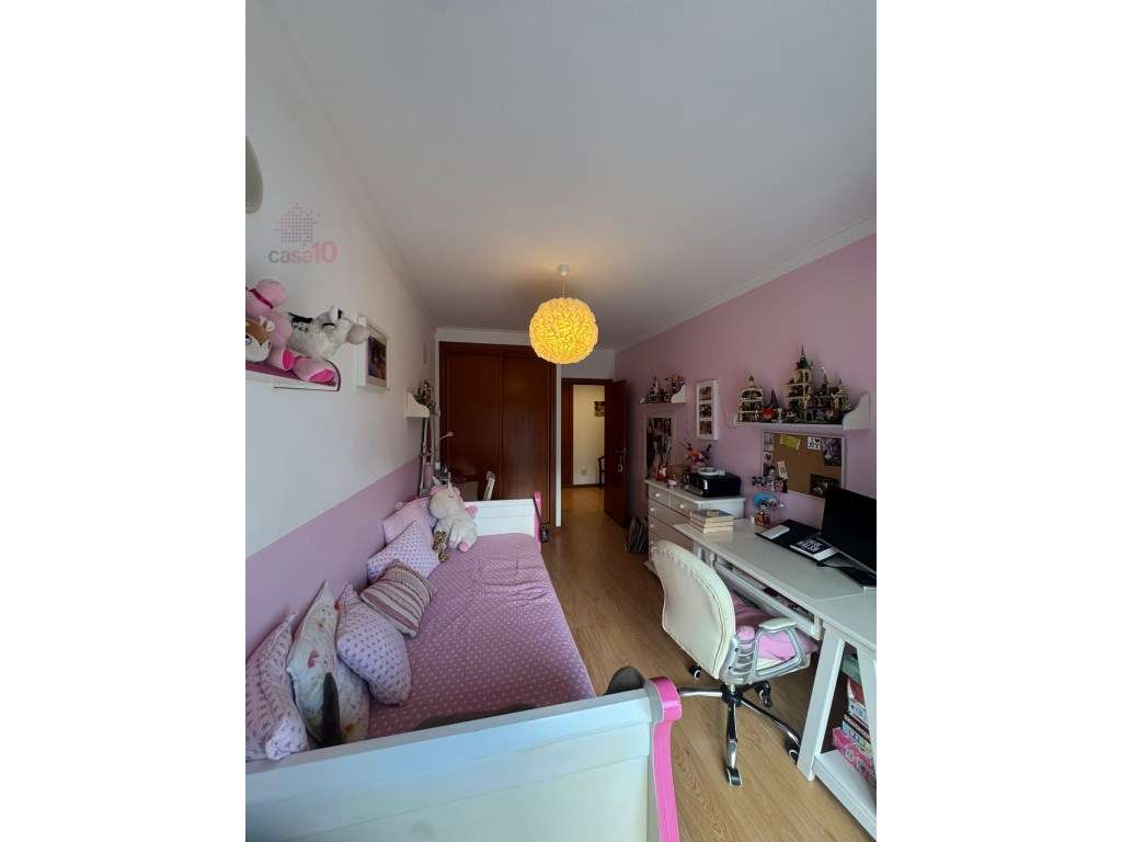 Excelente apartamento T2 para venda em Mem Martins-15