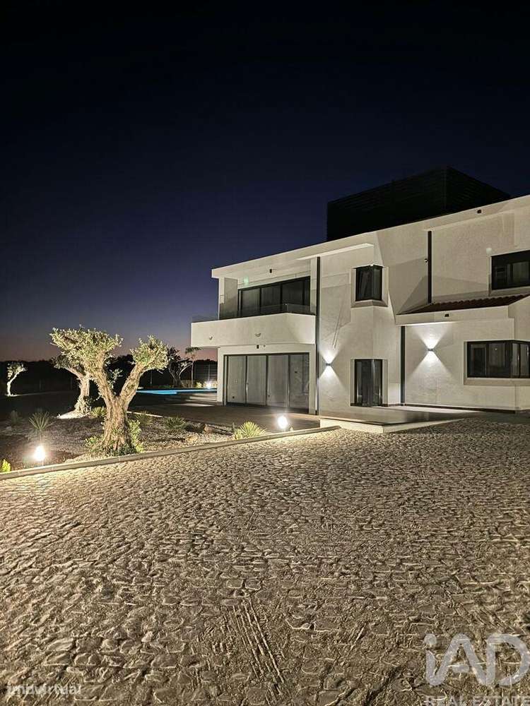 Casa de Campo T5 em Quarteira de 321,00 m2 - Grande imagem: 2/30