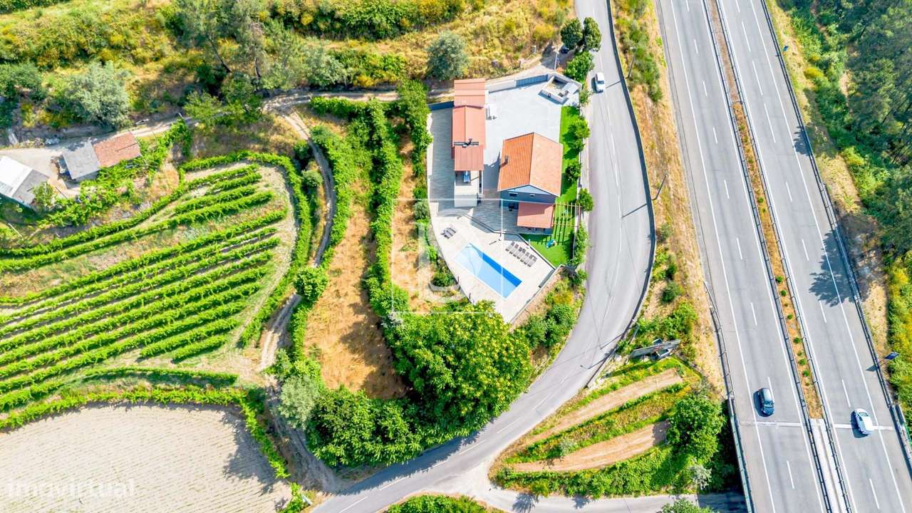 MORADIA T10 - Parque Aquático, Fregim - Amarante-10