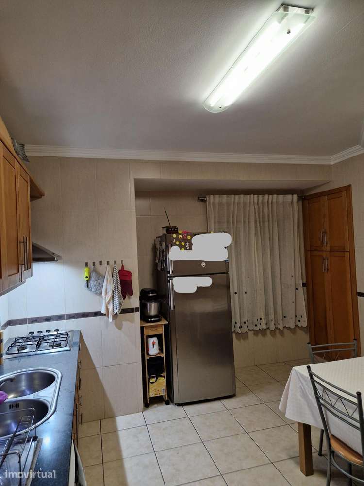 Apartamento T2 à venda na Rua Joaquim da Conceição Mota - Grande imagem: 4/19