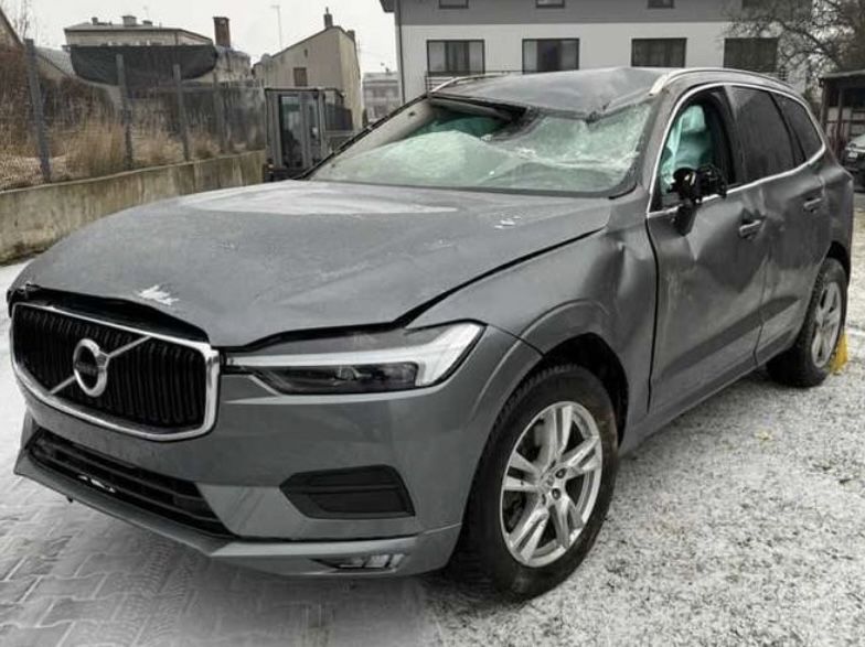 Volvo XC60 II B4 D Geartronic Momentum 2022