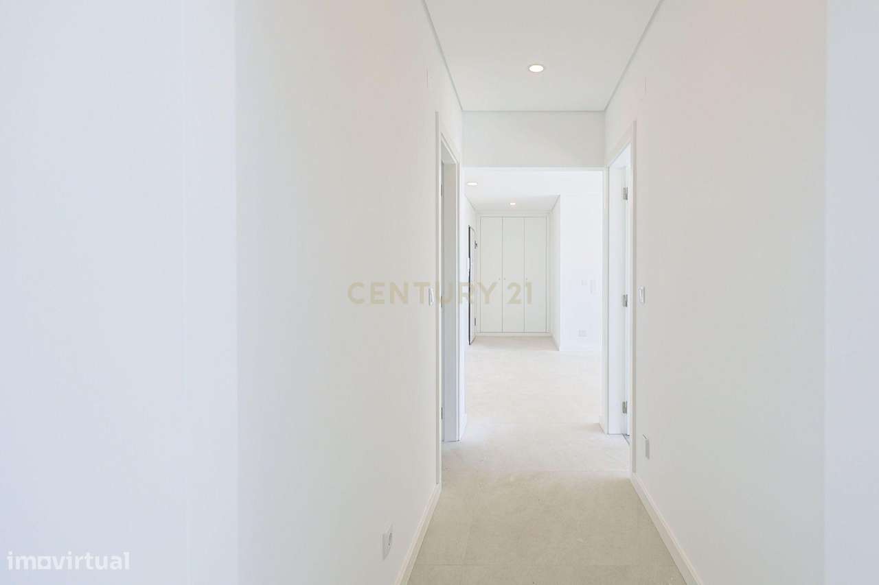 Prédio Charneca Caparica - Frações T1 e T2 - Grande imagem: 5/45