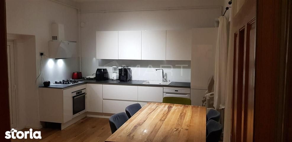 Apartament cu 2 camere si curte ULTRACENTRAL - Imagine principală: 3/7