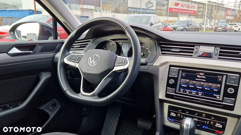 Volkswagen Passat 1.5 TSI EVO Essence DSG - 13