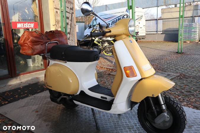 Piaggio Vespa - 4