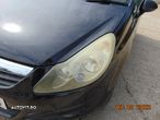 Far Opel Corsa d faruri stanga dreapta dezmembrez opel corsa D 1.2 benzina - 2