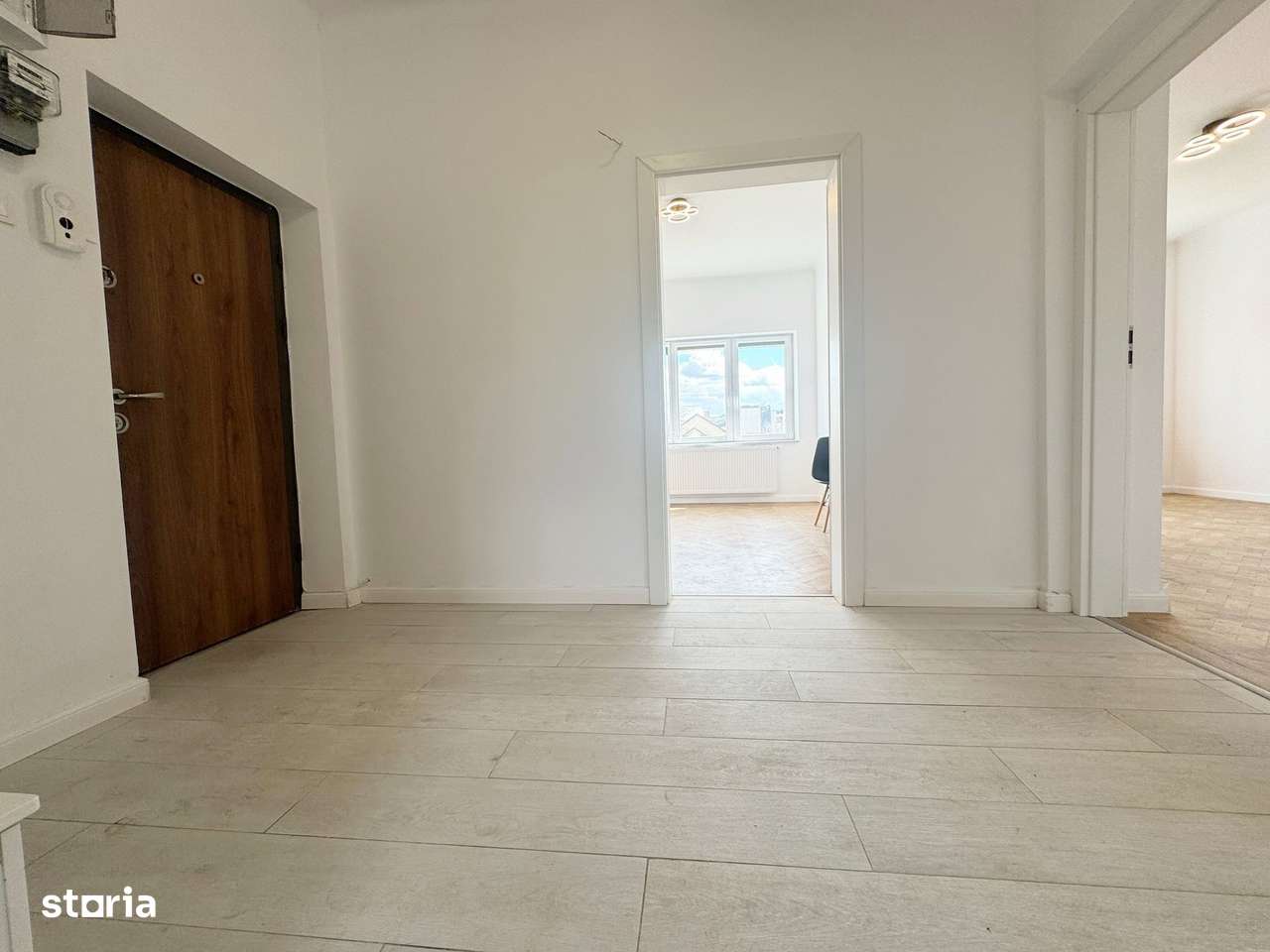 0% comision 2 camere decomandate, orientare Sud, langa Hilton, Central-12