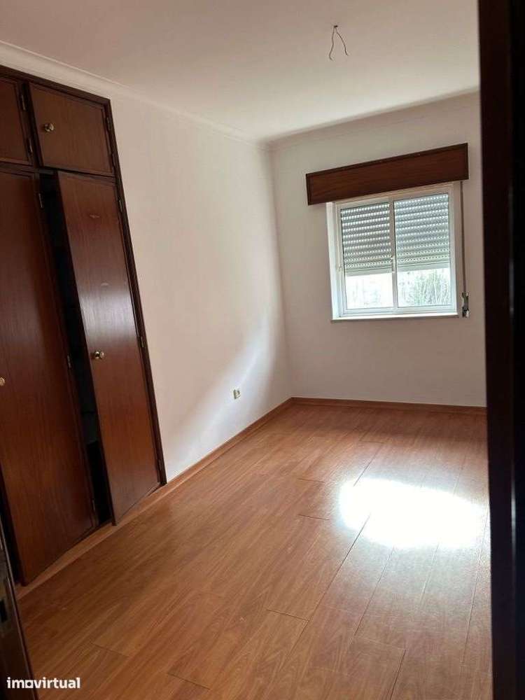 Rua GIL Eanes   T2 3º andar - Grande imagem: 4/14