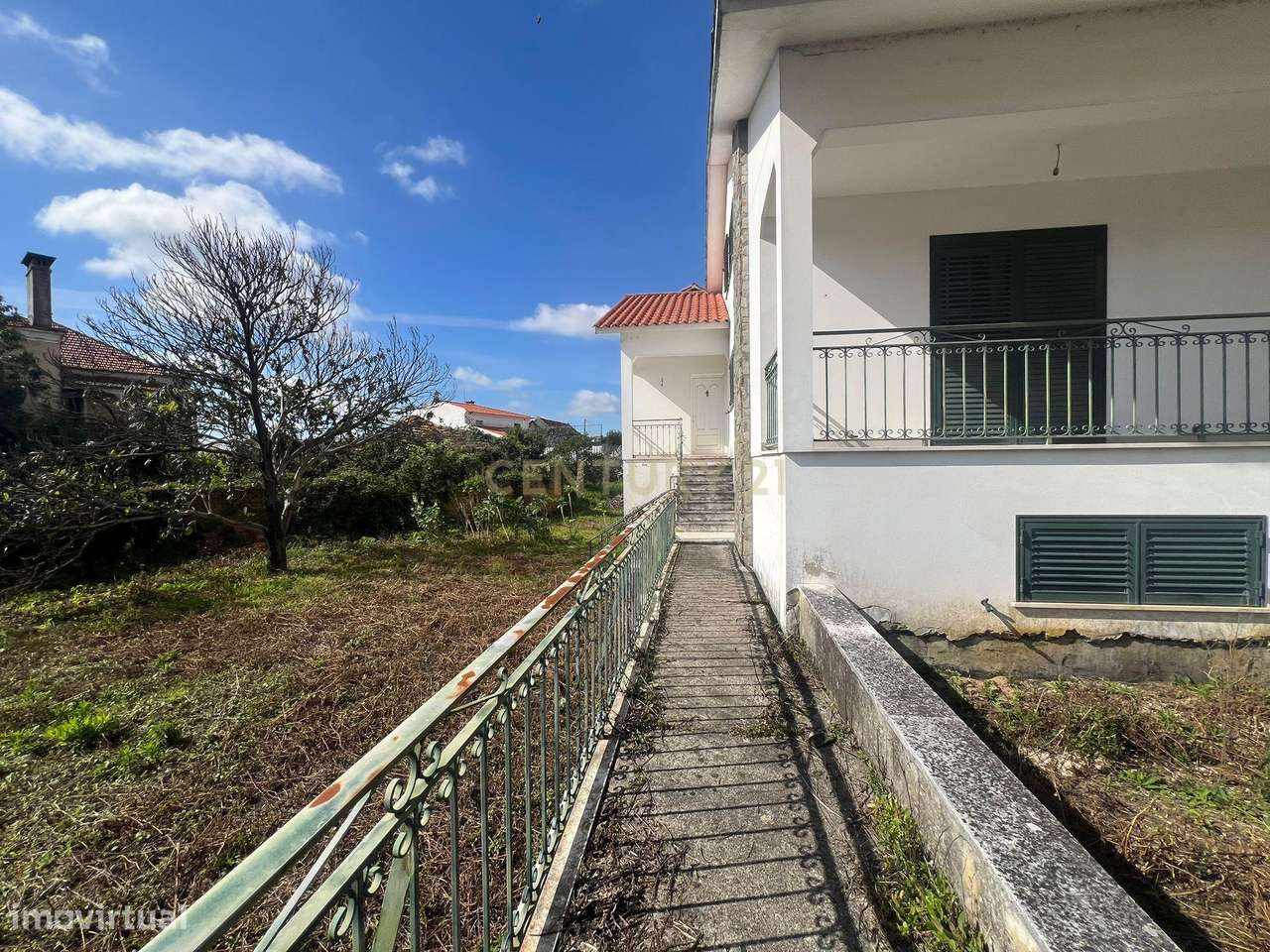 Moradia T4 com Vista Panorâmica – Conforto, Espaço e Localização Privi - Grande imagem: 4/35