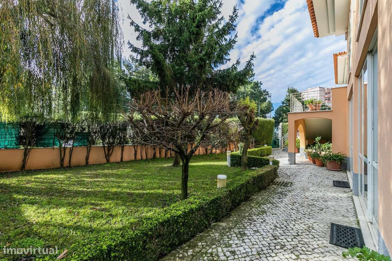 Moradia T5 com piscina, Algueirão - Mem Martins, Sintra - Grande imagem: 5/45