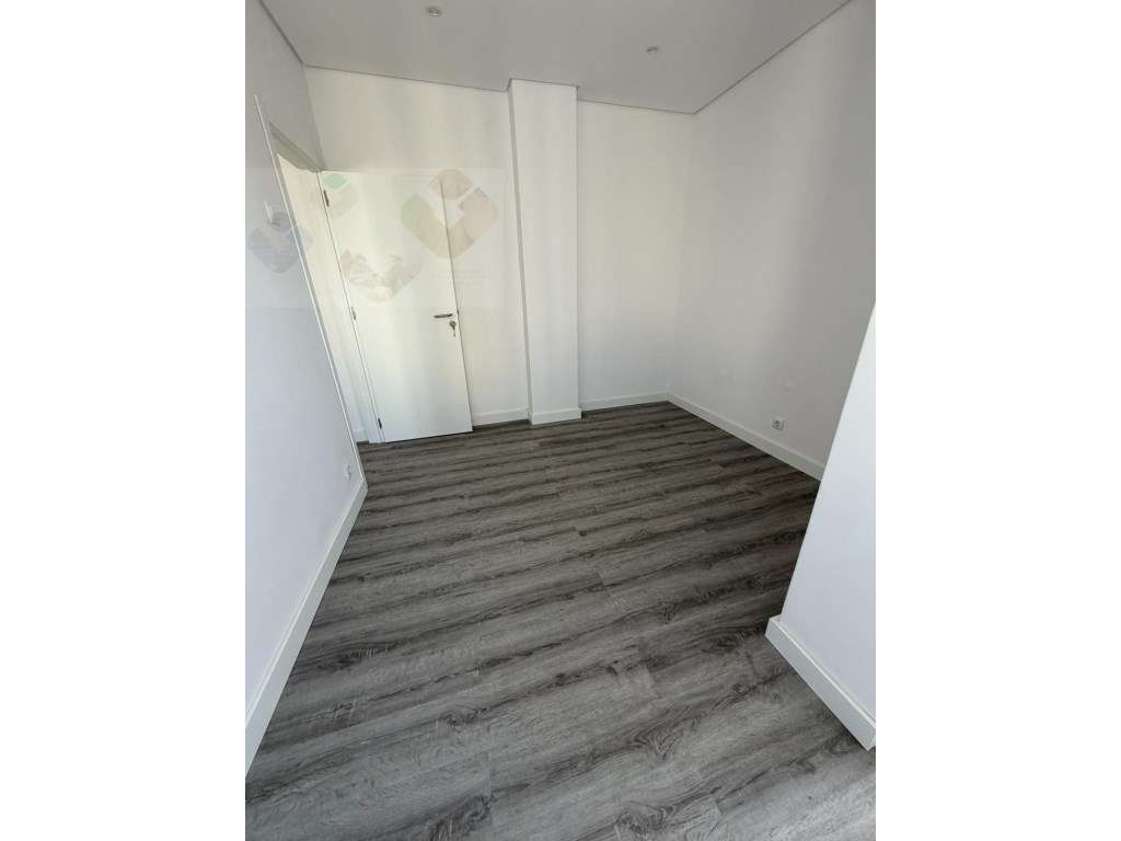 Apartamento T1 Venda Amadora-13