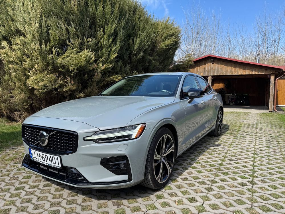 Volvo S60 III B5 B R-Design 2023