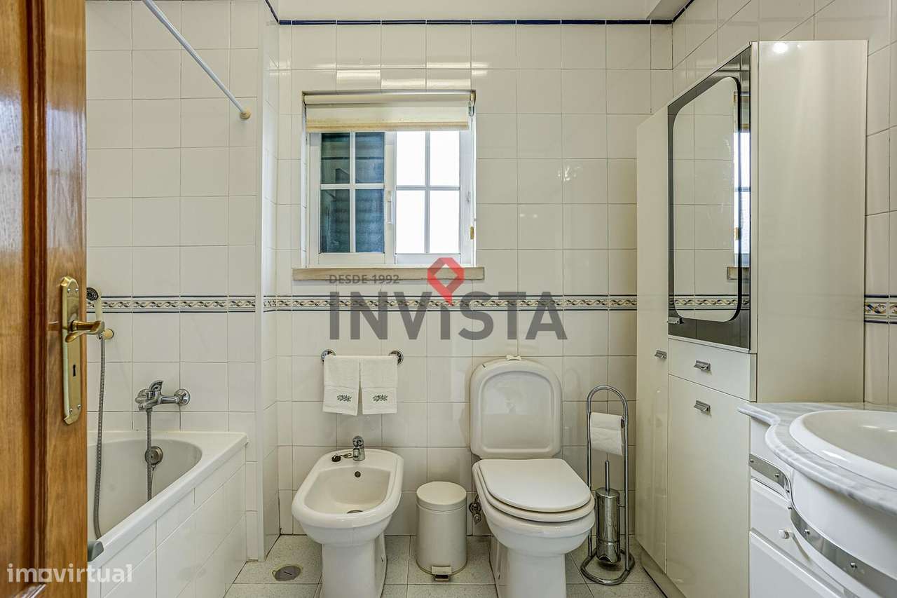 Moradia T3 com garagem para três carros-19