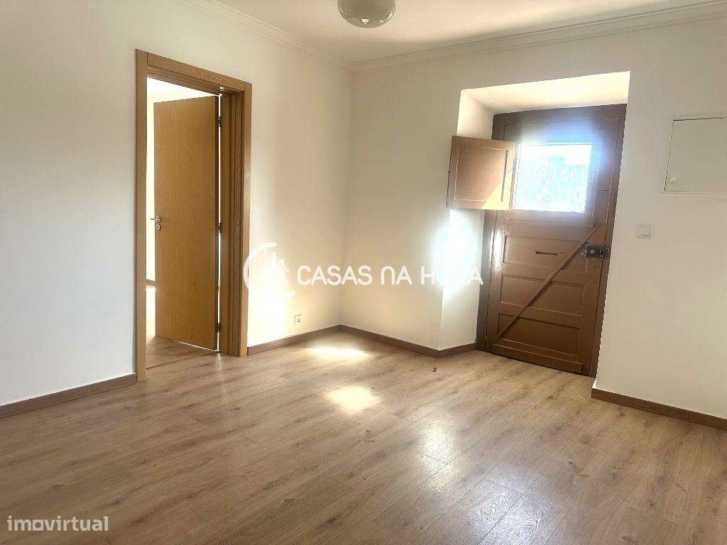 Apartamento T1 na Charneca da Caparica - Grande imagem: 4/19